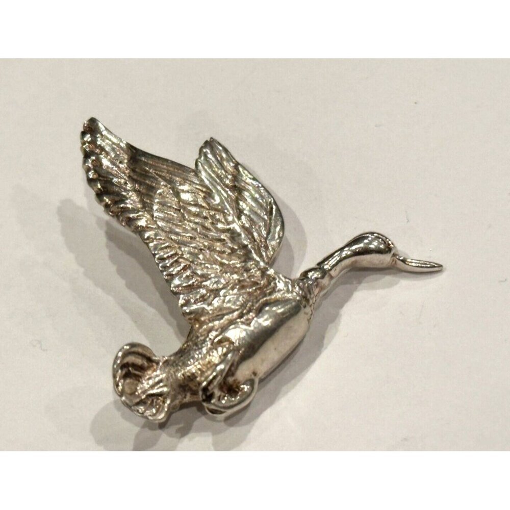 TAXC0 TM SNN STERLING SILVER 925 DUCK GOOSE IN FLIGHT 1.75" BROOCH SIGNED EUC